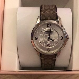 Sold!! Authentic Coach Classic signature Watch